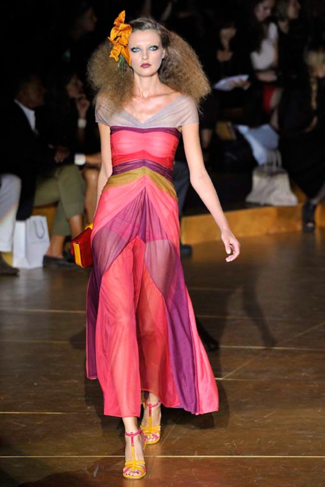 desfile-marcjacobs-nyspring2011rtw-137