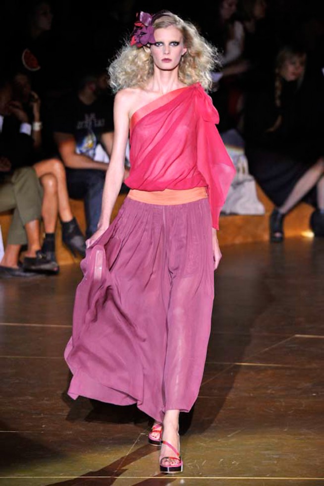 desfile-marcjacobs-nyspring2011rtw-139