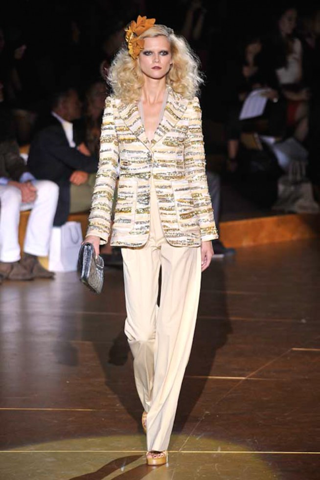 desfile-marcjacobs-nyspring2011rtw-152