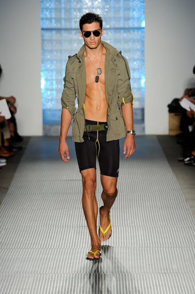 desfile-michaelbastian-nyspring2011rtw-100