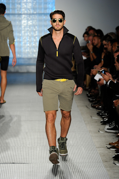 desfile-michaelbastian-nyspring2011rtw-101