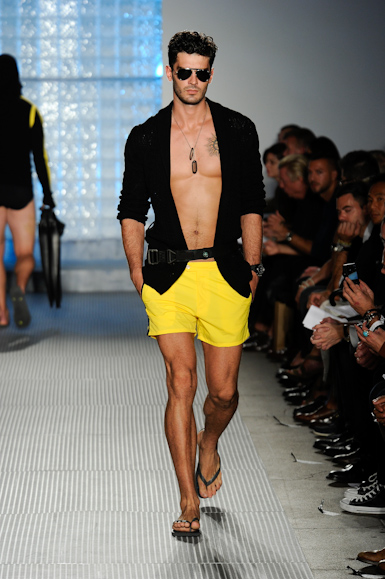 desfile-michaelbastian-nyspring2011rtw-104