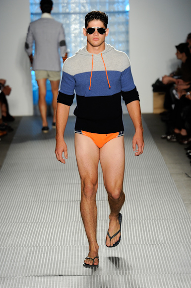 desfile-michaelbastian-nyspring2011rtw-116
