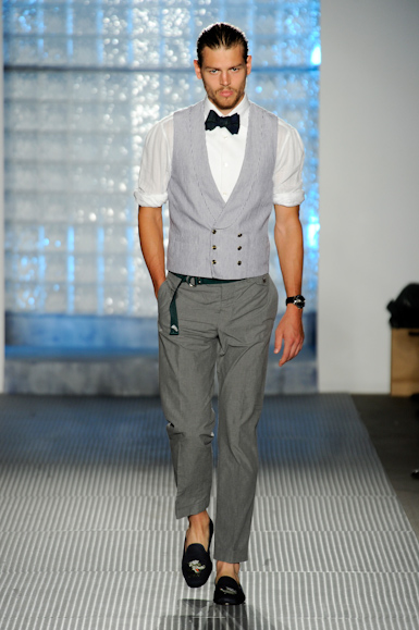 desfile-michaelbastian-nyspring2011rtw-137