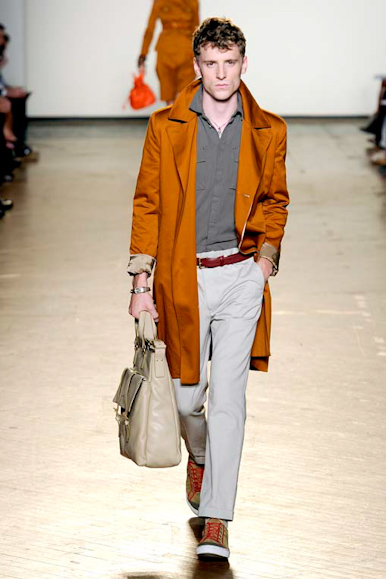 desfile-marcbymarcjacobs-nyspring2011rtw-117