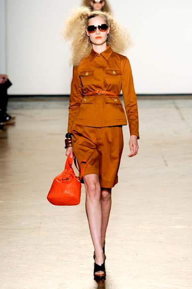 desfile-marcbymarcjacobs-nyspring2011rtw-118