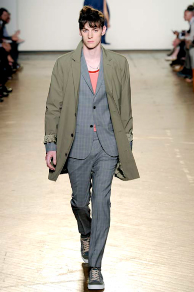 desfile-marcbymarcjacobs-nyspring2011rtw-126