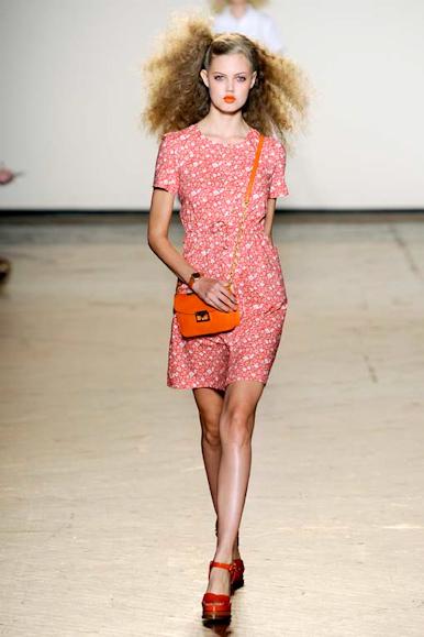 desfile-marcbymarcjacobs-nyspring2011rtw-136