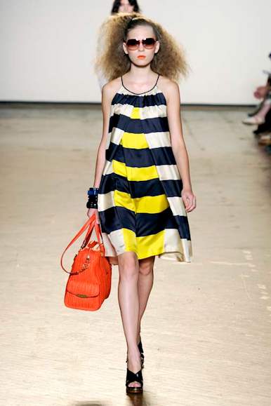 desfile-marcbymarcjacobs-nyspring2011rtw-148