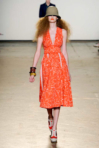 desfile-marcbymarcjacobs-nyspring2011rtw-152