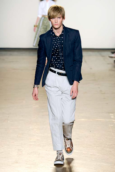 desfile-marcbymarcjacobs-nyspring2011rtw-153