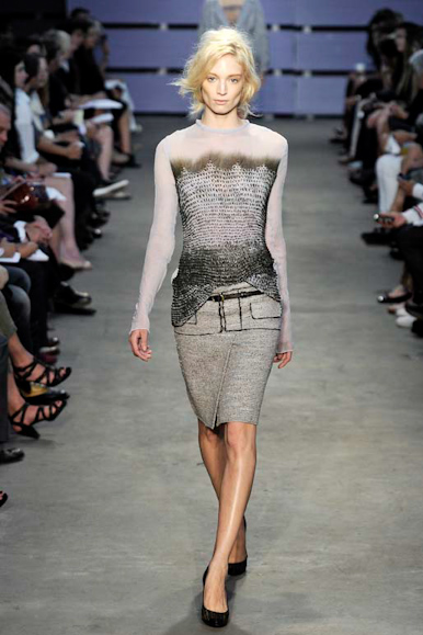 desfile-proenzaschouler-nyspring2011rtw-107