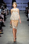desfile-proenzaschouler-nyspring2011rtw-109