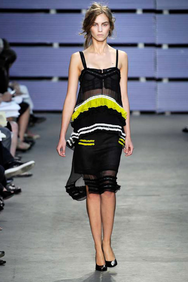 desfile-proenzaschouler-nyspring2011rtw-125