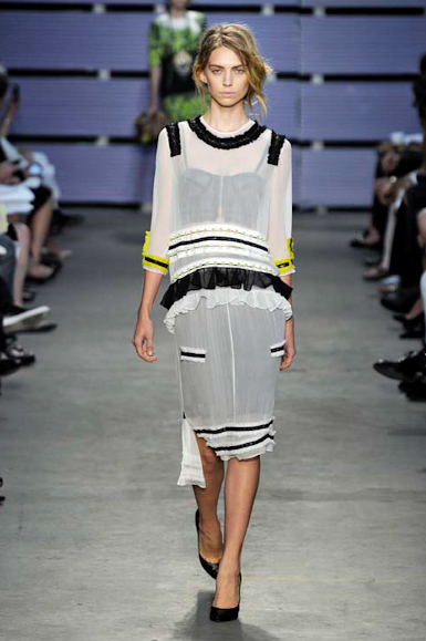 desfile-proenzaschouler-nyspring2011rtw-126