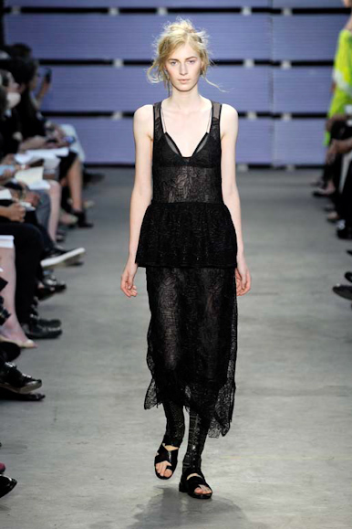 desfile-proenzaschouler-nyspring2011rtw-138