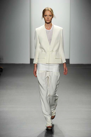 Ready_to_Wear_Spring_Summer_2011_CALVIN_KLEIN_
NEW_YORK_September_2010