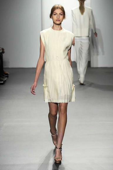 Ready_to_Wear_Spring_Summer_2011_CALVIN_KLEIN_
NEW_YORK_September_2010