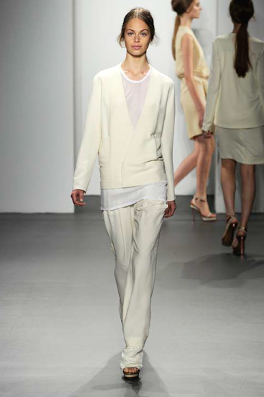 Ready_to_Wear_Spring_Summer_2011_CALVIN_KLEIN_
NEW_YORK_September_2010