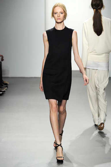 Ready_to_Wear_Spring_Summer_2011_CALVIN_KLEIN_
NEW_YORK_September_2010