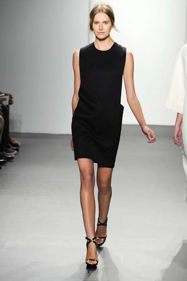 Ready_to_Wear_Spring_Summer_2011_CALVIN_KLEIN_
NEW_YORK_September_2010