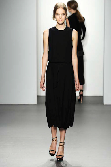 Ready_to_Wear_Spring_Summer_2011_CALVIN_KLEIN_
NEW_YORK_September_2010