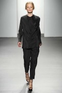 Ready_to_Wear_Spring_Summer_2011_CALVIN_KLEIN_
NEW_YORK_September_2010