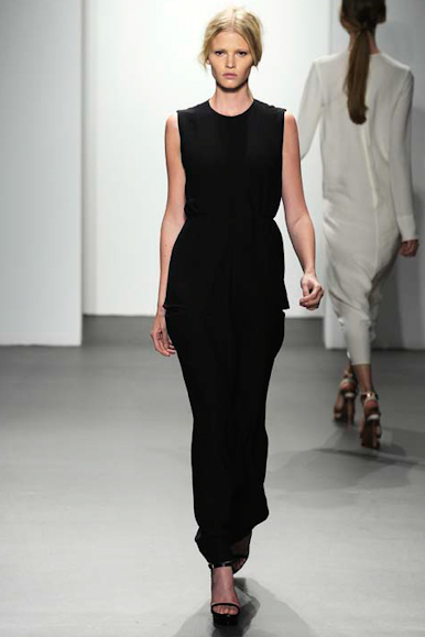 Ready_to_Wear_Spring_Summer_2011_CALVIN_KLEIN_
NEW_YORK_September_2010