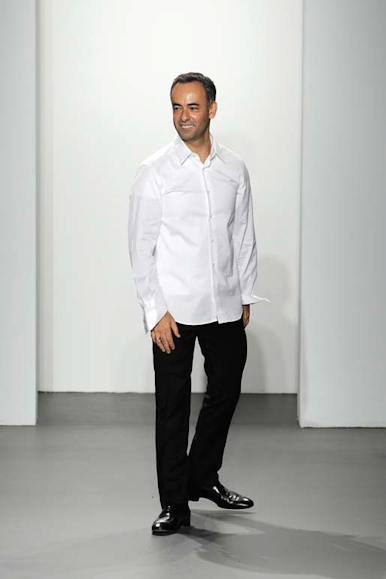 Ready_to_Wear_Spring_Summer_2011_CALVIN_KLEIN_
NEW_YORK_September_2010