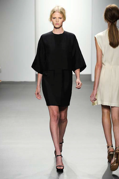 Ready_to_Wear_Spring_Summer_2011_CALVIN_KLEIN_
NEW_YORK_September_2010