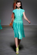 desfile-ckane-londresverao2011rtw-117