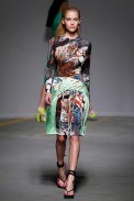desfile-ckane-londresverao2011rtw-119