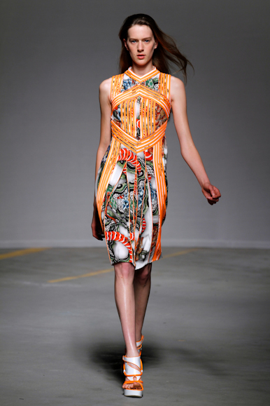 desfile-ckane-londresverao2011rtw-129