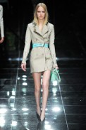 desfile-burberry-londresverao2011rtw-108