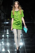 desfile-burberry-londresverao2011rtw-114