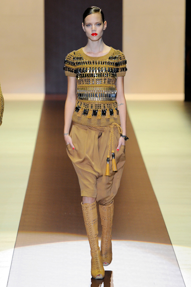 desfile-gucci-milaoverao2011rtw-116