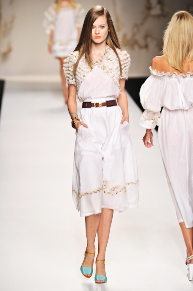 desfile-fendi-milaoverao2011rtw-101