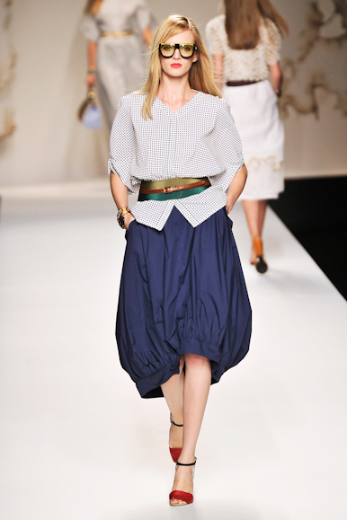 desfile-fendi-milaoverao2011rtw-103