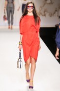 desfile-fendi-milaoverao2011rtw-107