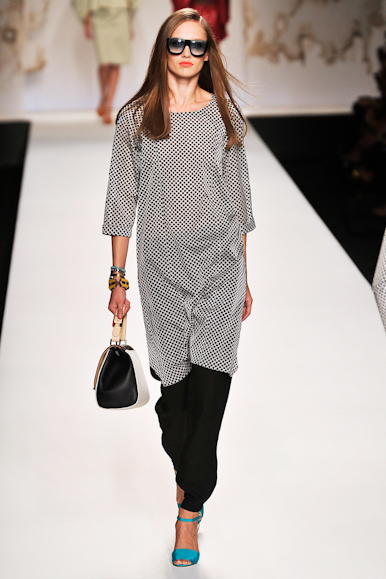 desfile-fendi-milaoverao2011rtw-112