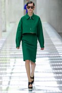 desfile-prada-milaoverao2011rtw-101