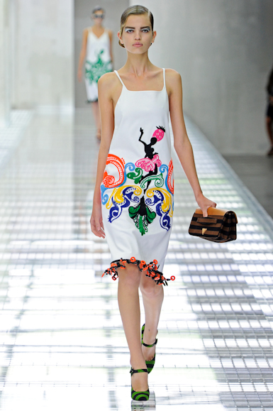 desfile-prada-milaoverao2011rtw-126