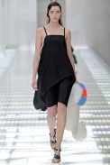 desfile-prada-milaoverao2011rtw-135