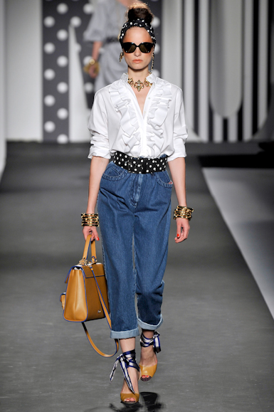 desfile-moschino-milaoverao2011rtw-126