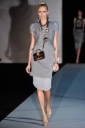 desfile-armani-milaoverao2011rtw-100