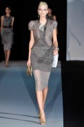 desfile-armani-milaoverao2011rtw-101