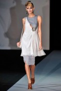 desfile-armani-milaoverao2011rtw-109