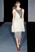 desfile-armani-milaoverao2011rtw-110