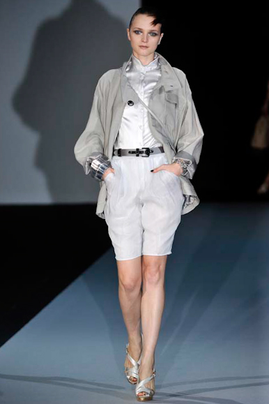 desfile-armani-milaoverao2011rtw-122
