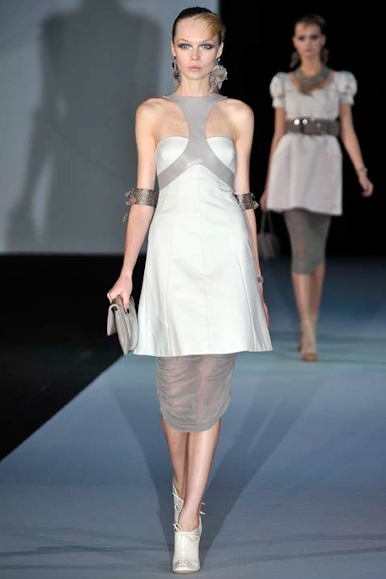 desfile-armani-milaoverao2011rtw-125